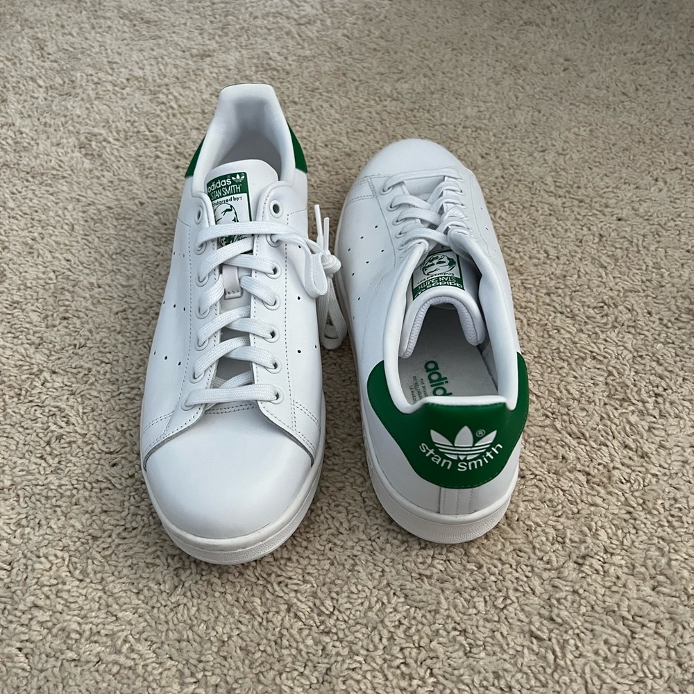Brand new men’s green Stan smith adidas shoes size 12